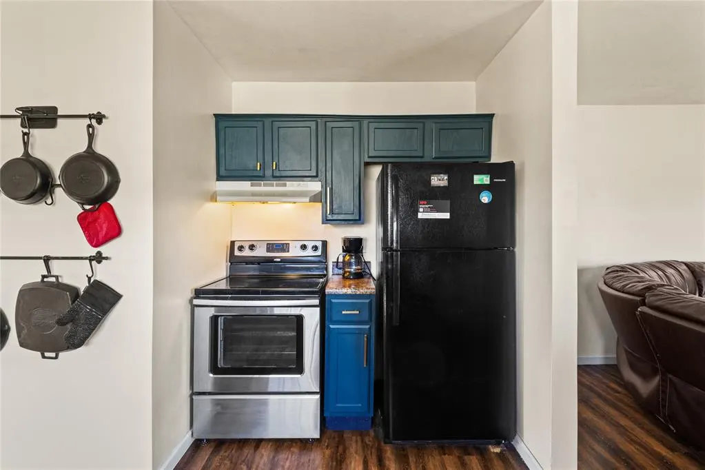 Photo 13 — 701 N 6th Street, Thomas, OK 73669