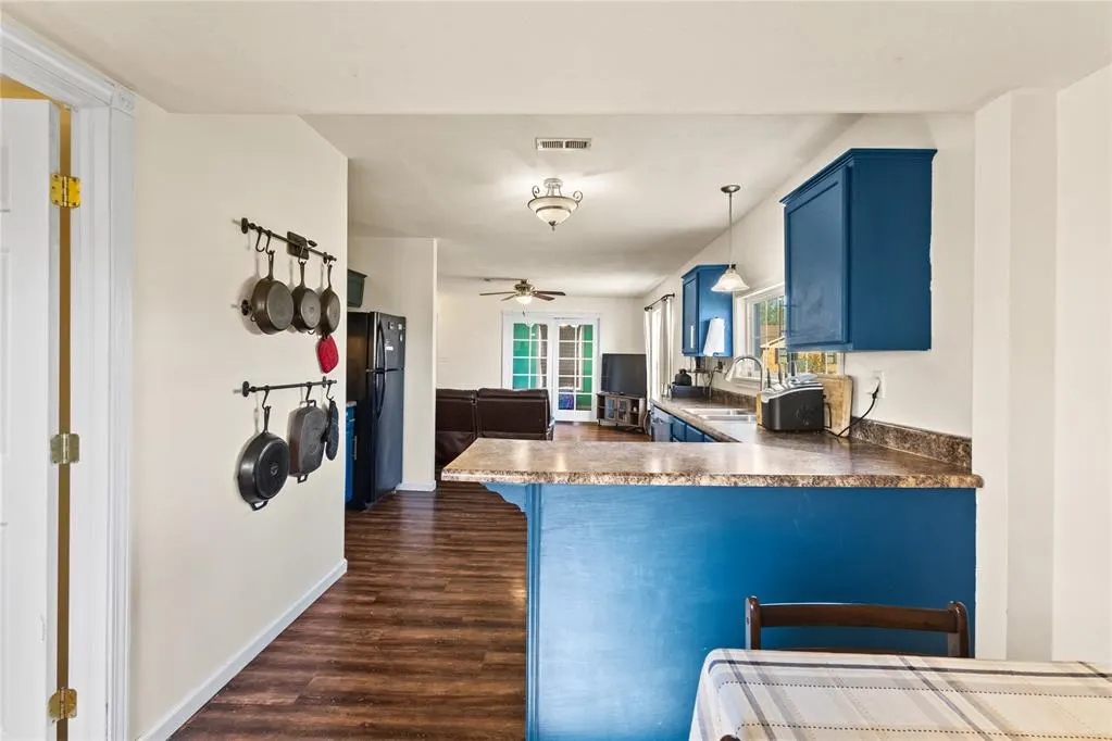 Photo 15 — 701 N 6th Street, Thomas, OK 73669