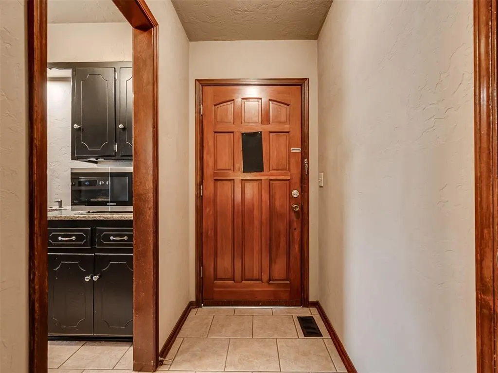 Photo 9 — 1509 W London Street, El Reno, OK 73036