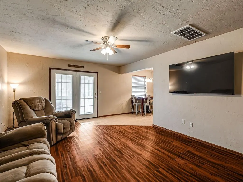 Photo 13 — 1509 W London Street, El Reno, OK 73036