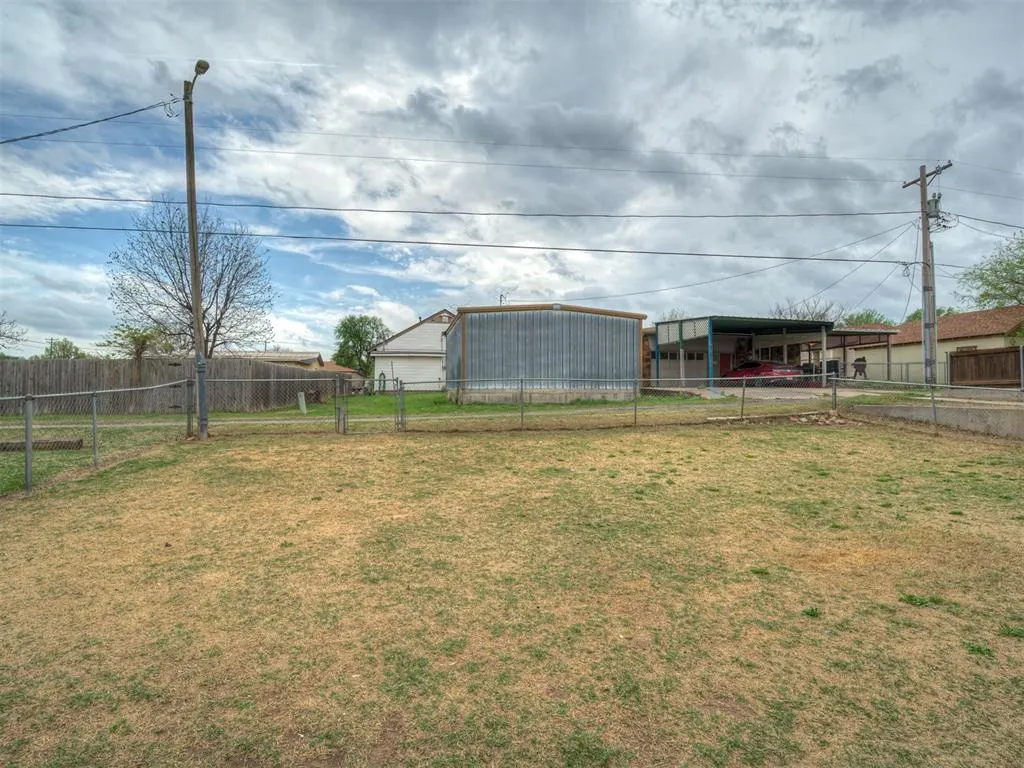 Photo 37 — 1509 W London Street, El Reno, OK 73036