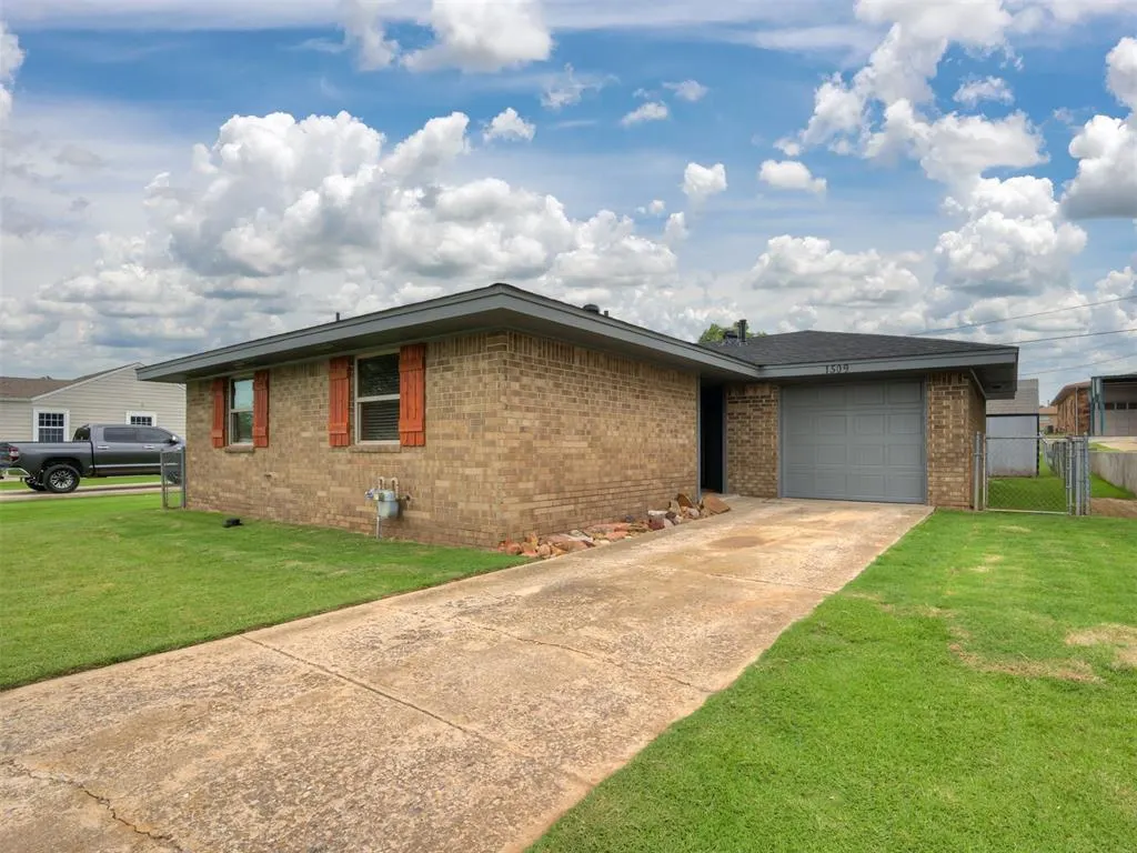 Photo 3 — 1509 W London Street, El Reno, OK 73036
