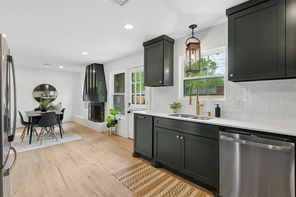 Photo 17 — 832 Oakbrook Drive, Norman, OK 73072