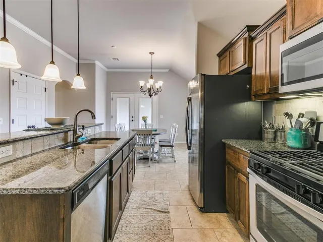 Photo 7 — 16212 Juliet Drive, Edmond, OK 73013