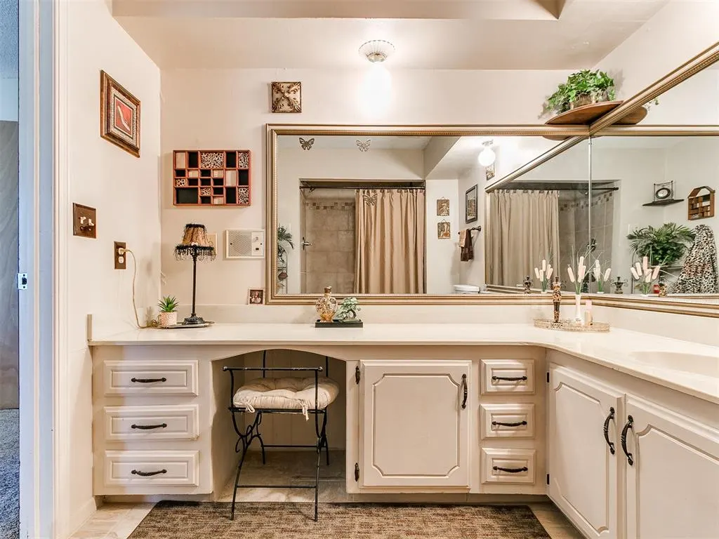 Photo 16 — 202 E Chicago Street, Shawnee, OK 74804