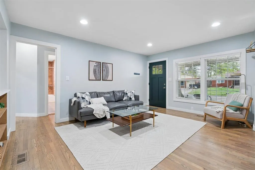 Photo 6 — 1301 NW 80th Street, Oklahoma City, OK 73114