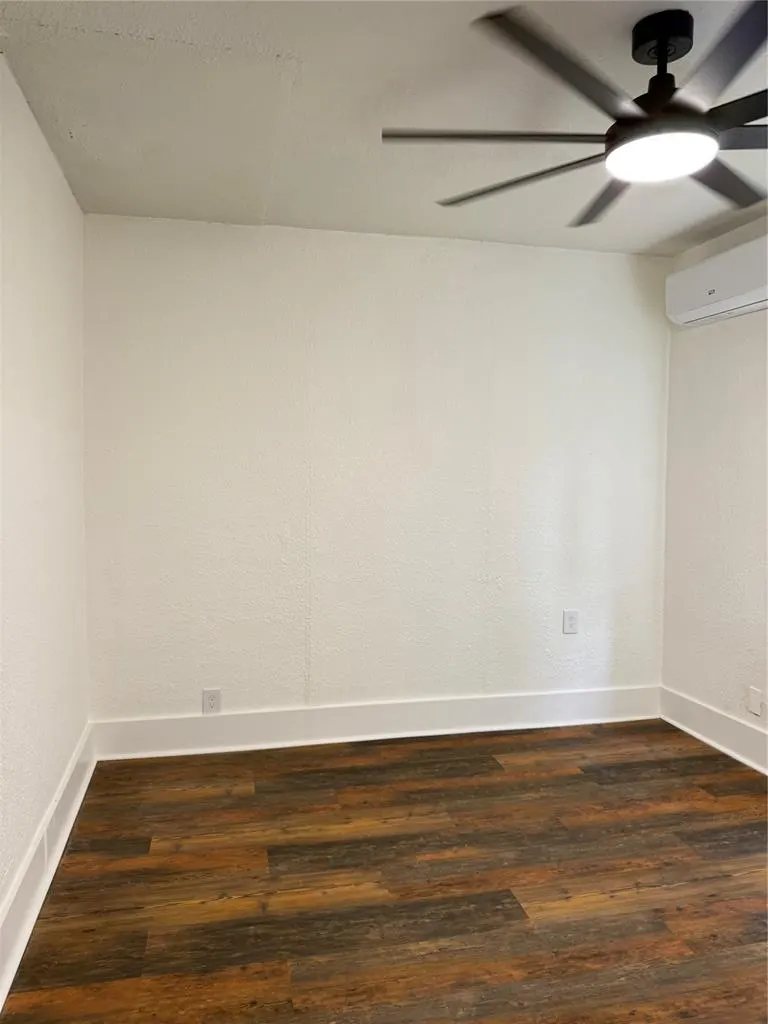Photo 11 — 427 E St Louis Street, Wetumka, OK 74883