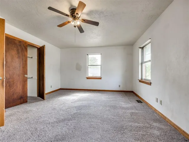 Photo 8 — 649 W Beam Avenue, Yukon, OK 73099