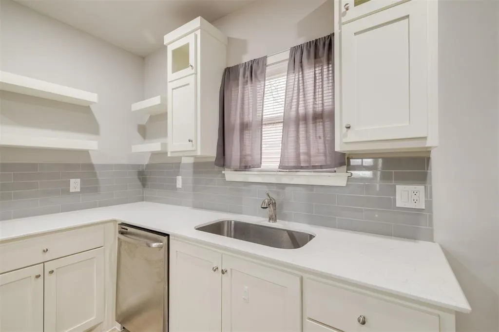 Photo 23 — 726 NW 24th Street, Oklahoma City, OK 73103