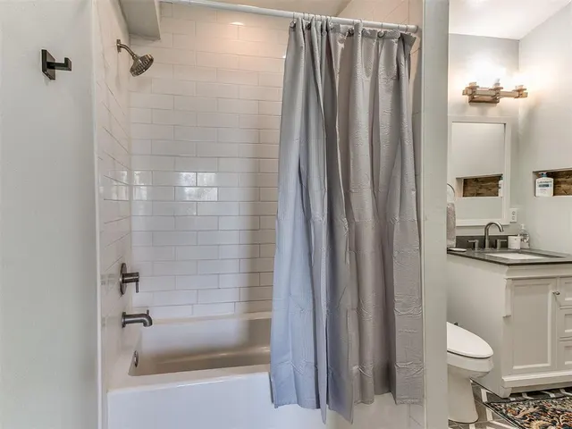 Photo 7 — 316 N Dogwood Street, Luther, OK 73054