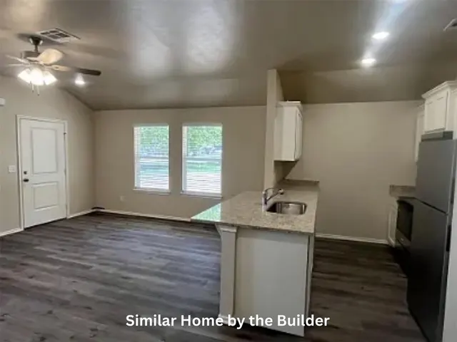 Photo 3 — 1408 NW Columbia Avenue 1 & 2, Lawton, OK 73501