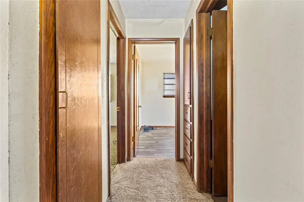 Photo 28 — 2024 E Robberts Avenue, Kingfisher, OK 73750