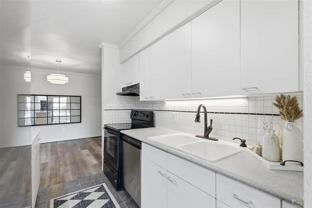 Photo 7 — 6100 N Brookline 28, Oklahoma City, OK 73112
