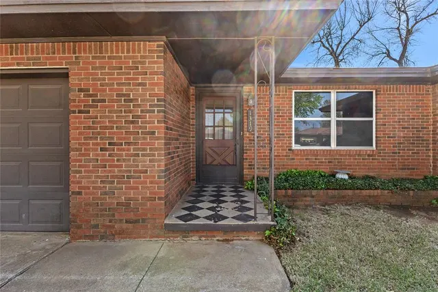 Photo 3 — 1319 S 11th Street, Kingfisher, OK 73750