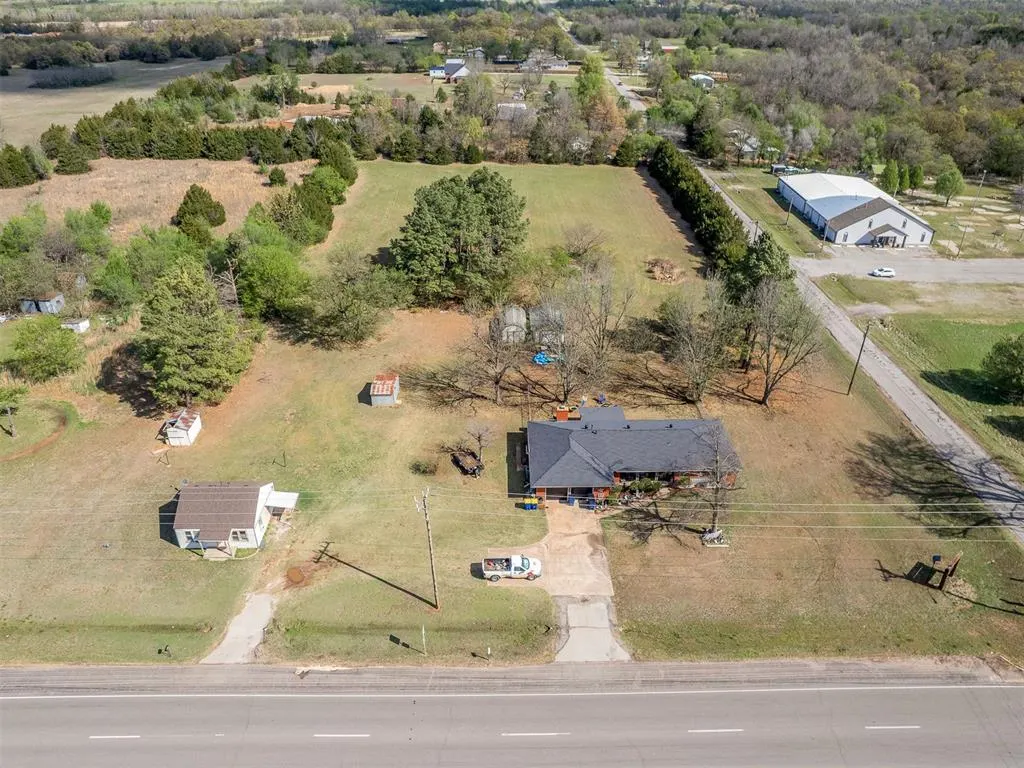 Photo 4 — 16995 NE 23rd Street, Choctaw, OK 73020