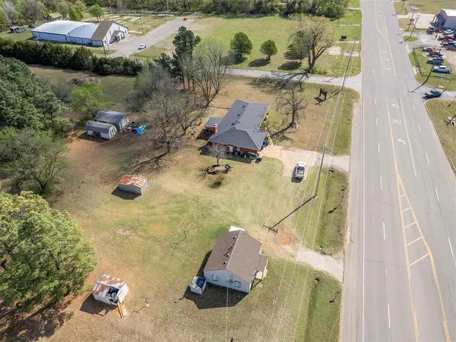 Photo 6 — 16995 NE 23rd Street, Choctaw, OK 73020