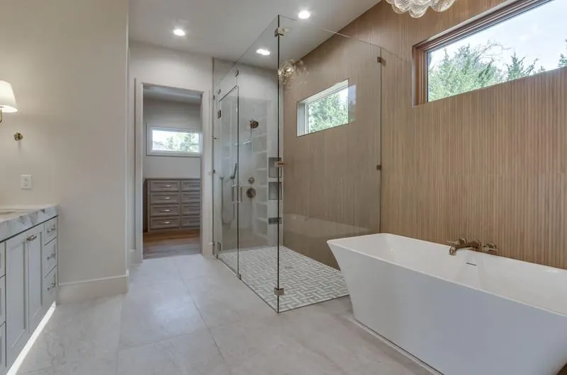 Photo 17 — 12100 Grand Cedar Lane, Oklahoma City, OK 73131