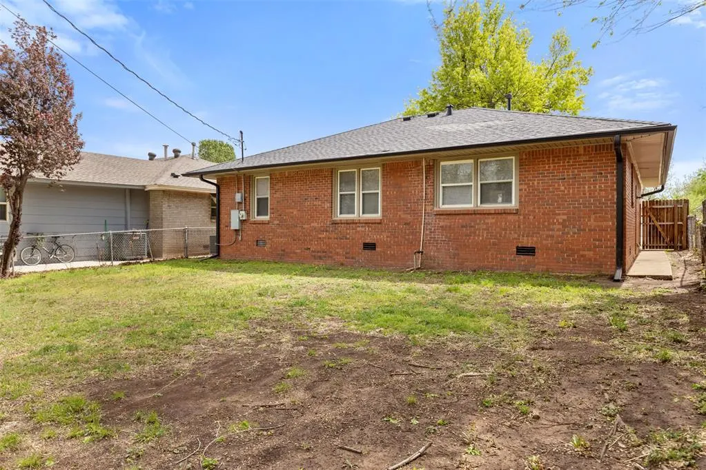 Photo 19 — 1221 NW 83rd Street, Oklahoma City, OK 73114