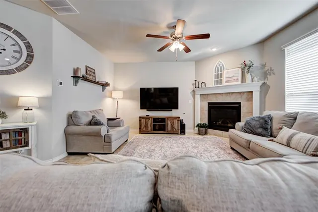 Photo 8 — 14708 Gravity Falls Lane, Oklahoma City, OK 73142