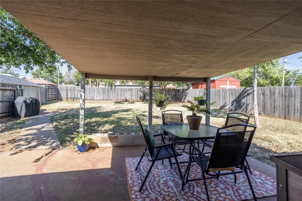 Photo 13 — 415 N 5th Street, Weatherford, OK 73096