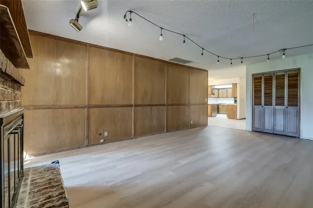Photo 6 — 4713 Hemlock Circle, Oklahoma City, OK 73162