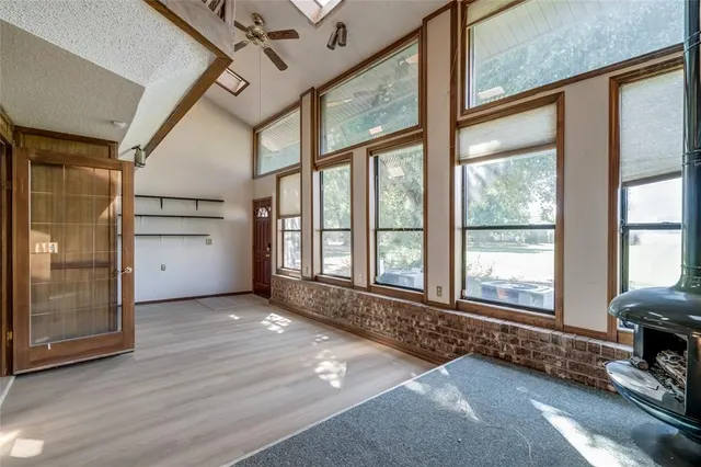 Photo 2 — 4713 Hemlock Circle, Oklahoma City, OK 73162