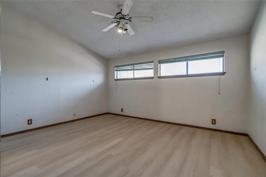 Photo 24 — 4713 Hemlock Circle, Oklahoma City, OK 73162