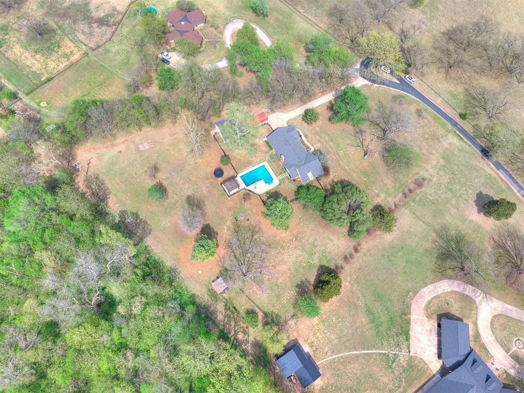 Photo 47 — 914 Living Springs Trail, Washington, OK 73093