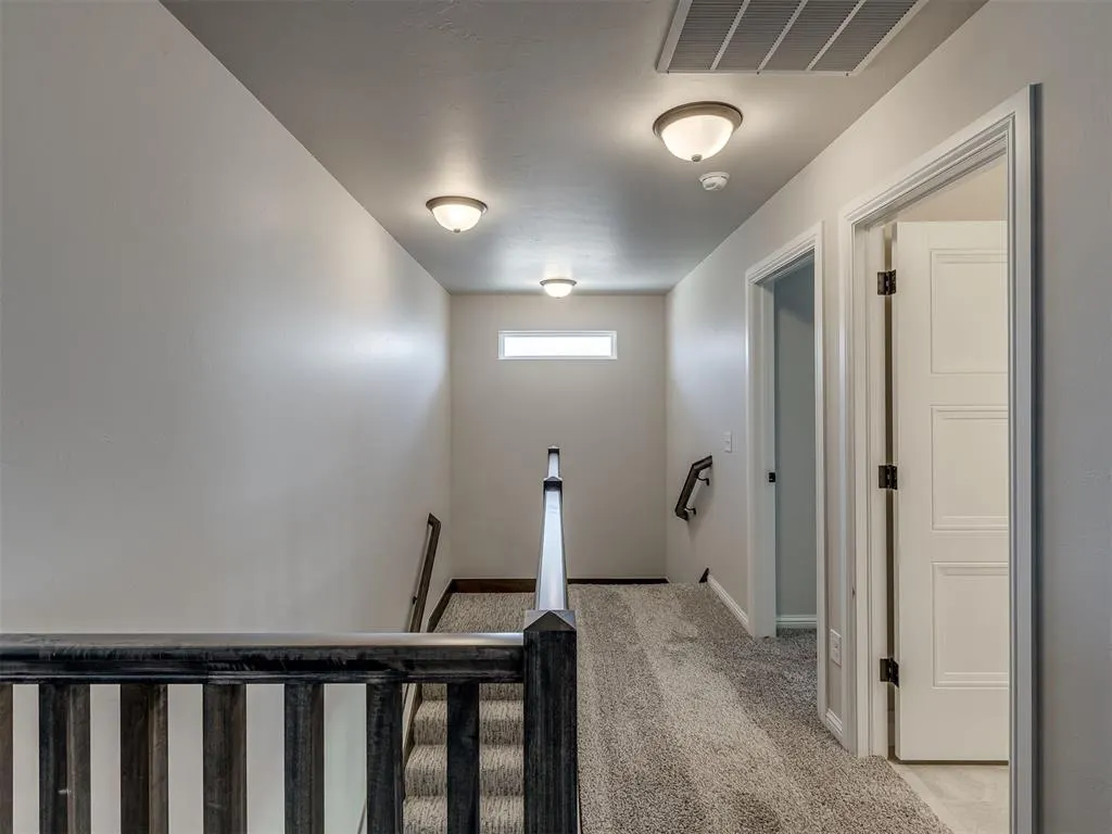 Photo 33 — 2817 Bens Circle, Yukon, OK 73099