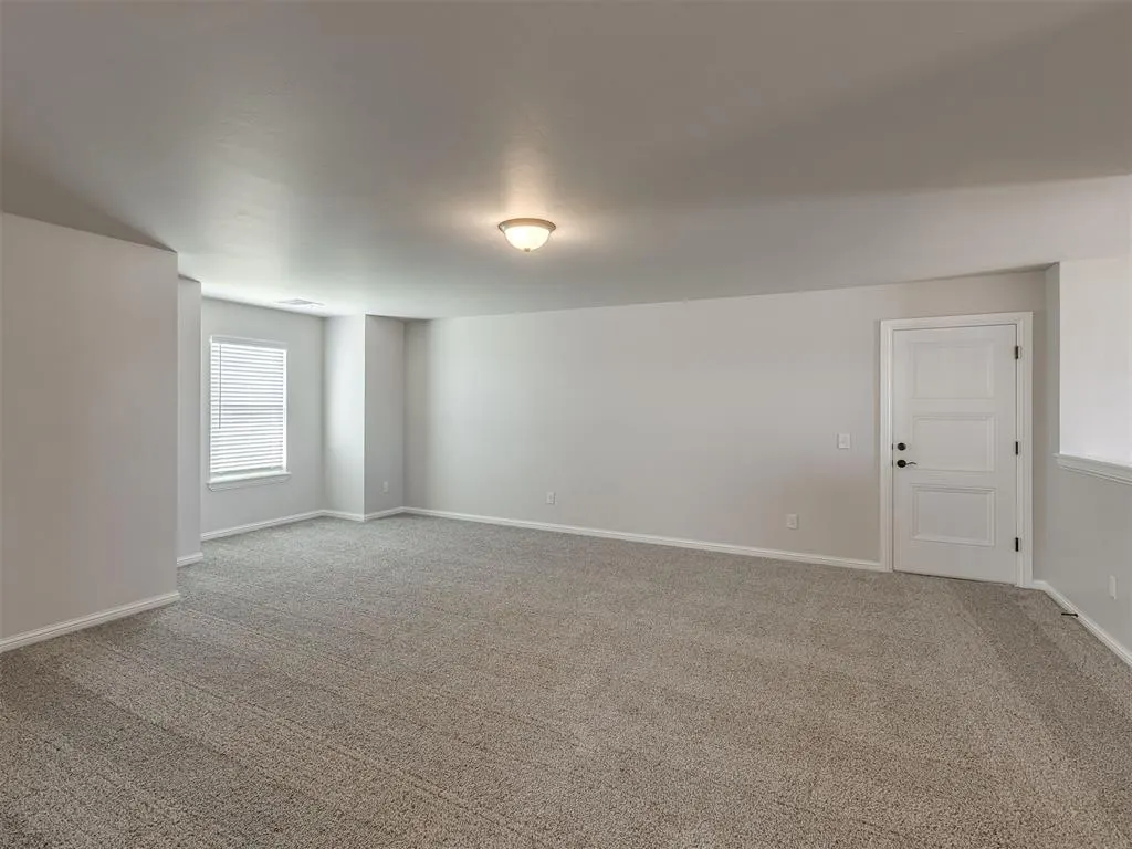 Photo 34 — 2817 Bens Circle, Yukon, OK 73099