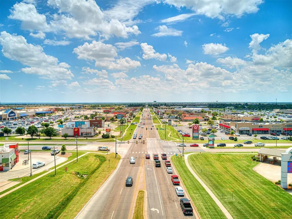 Photo 48 — 2817 Bens Circle, Yukon, OK 73099