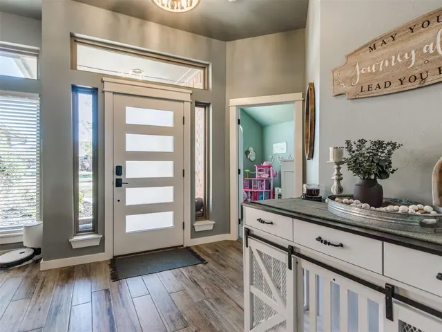 Photo 6 — 417 E Raleigh Terrace, Mustang, OK 73064