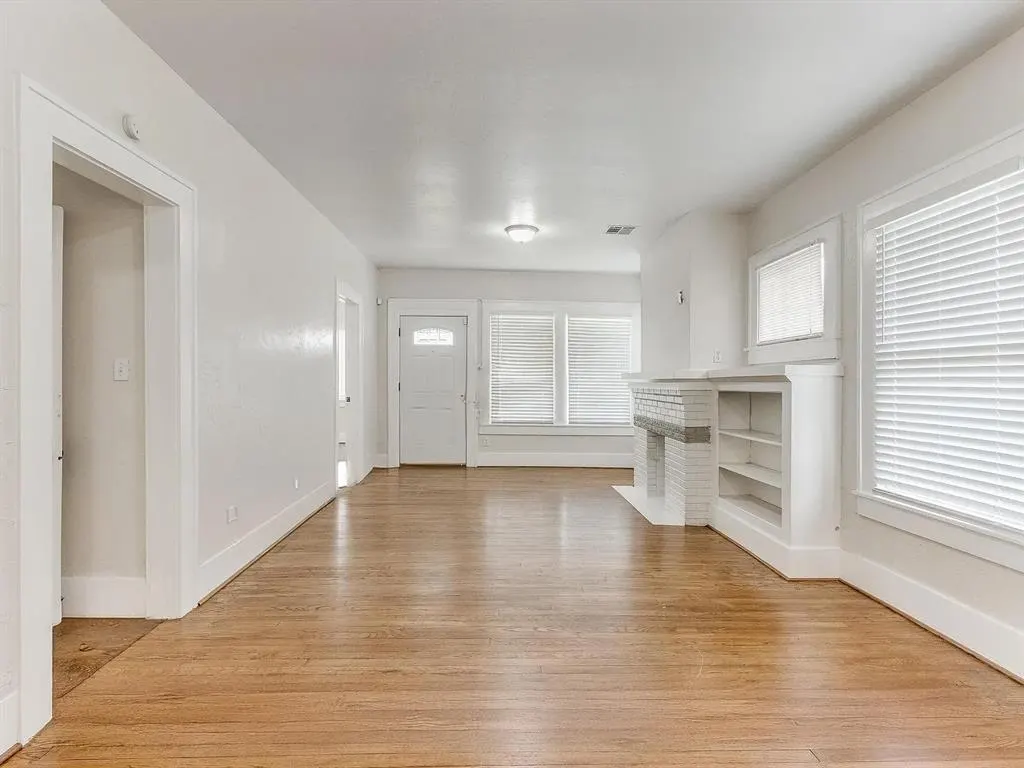 Photo 2 — 601 NW 24th Street, Oklahoma City, OK 73103