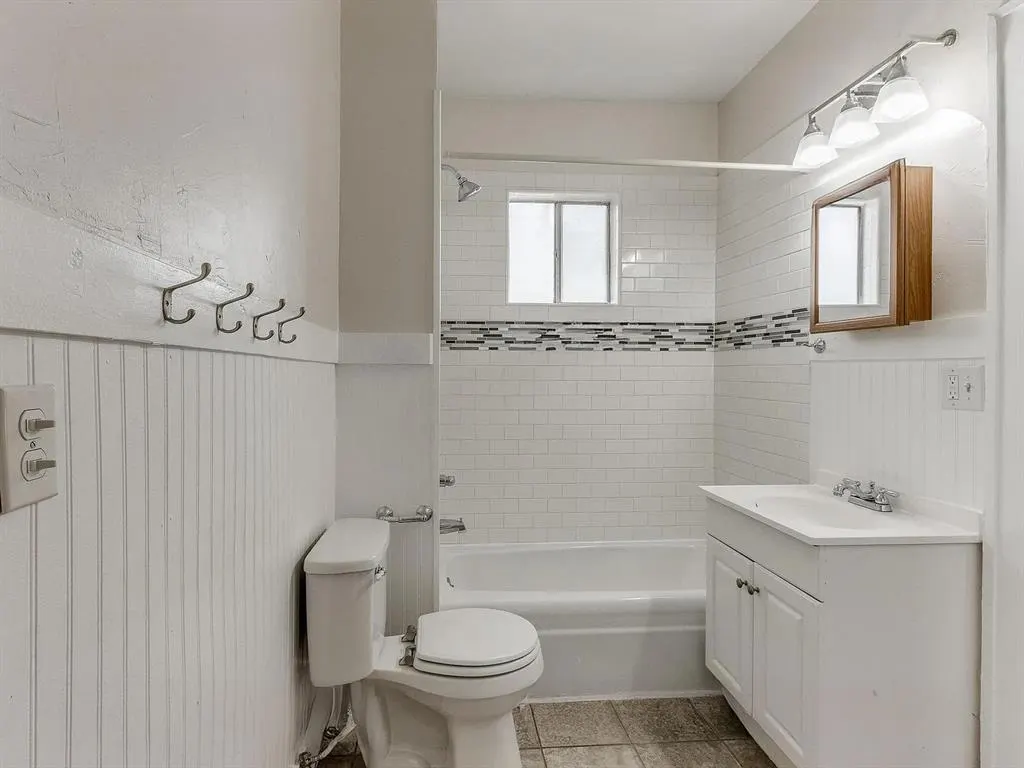 Photo 5 — 601 NW 24th Street, Oklahoma City, OK 73103