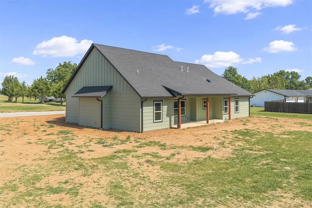 Photo 31 — 110 Garrett Drive, Wynnewood, OK 73098