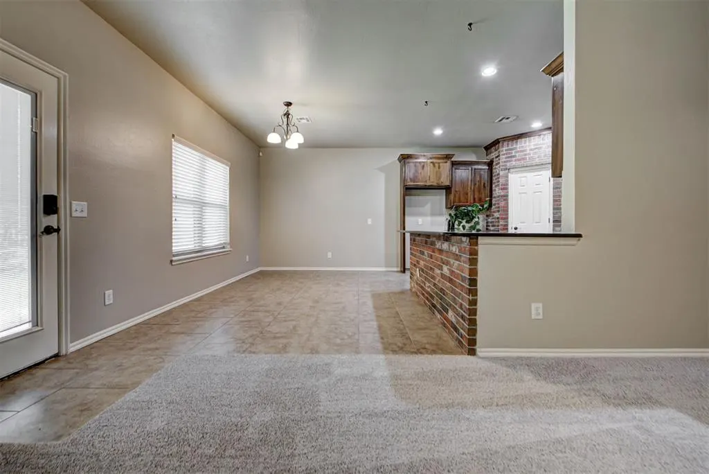 Photo 13 — 809 Breezy Hill Road, Edmond, OK 73025