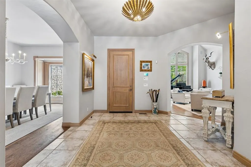 Photo 7 — 18709 Saddle River Drive, Edmond, OK 73012
