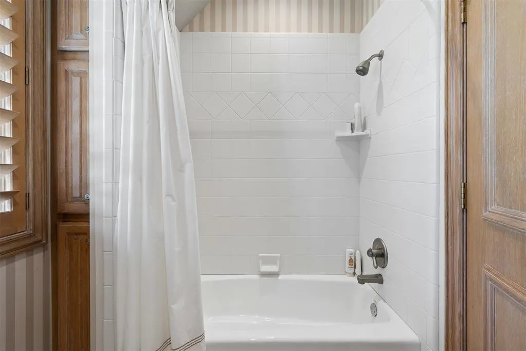 Photo 27 — 18709 Saddle River Drive, Edmond, OK 73012