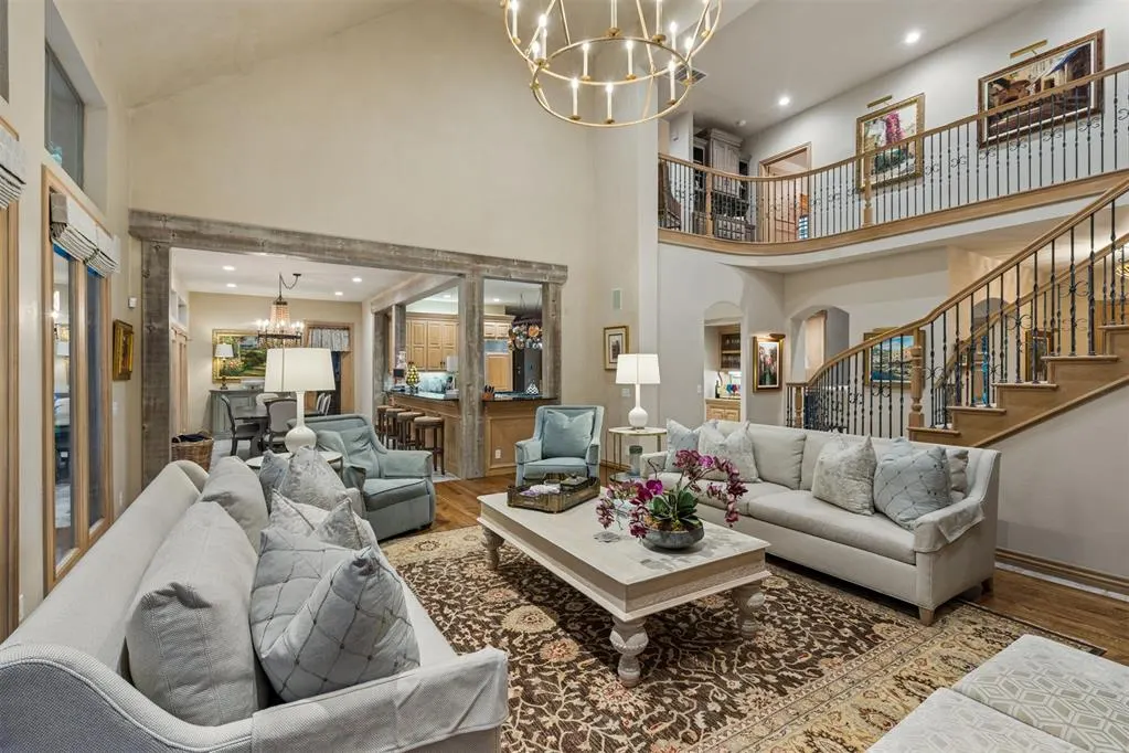 Photo 9 — 18709 Saddle River Drive, Edmond, OK 73012