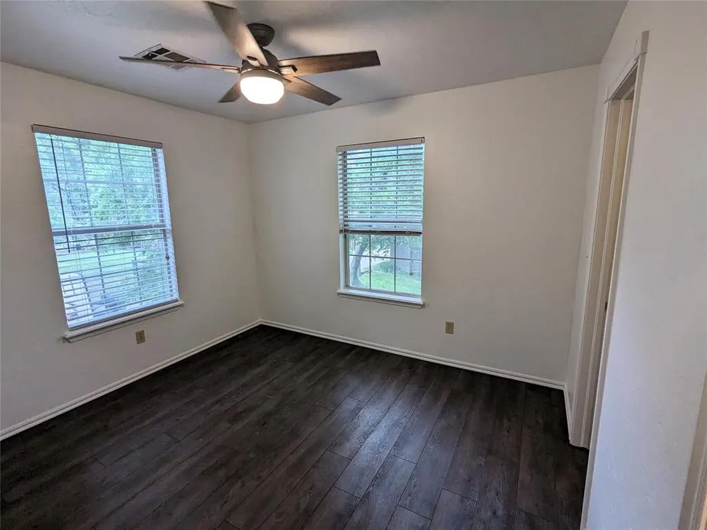 Photo 11 — 420 W Comanche Street, Norman, OK 73069