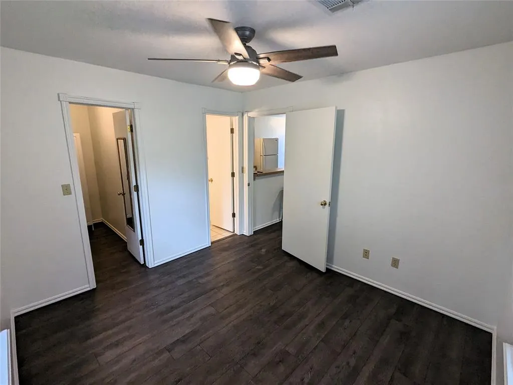 Photo 12 — 420 W Comanche Street, Norman, OK 73069