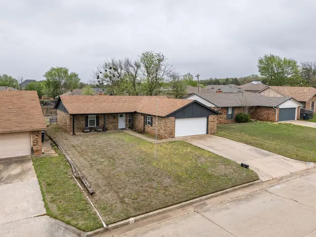 Photo 3 — 2312 Faith Boulevard, Shawnee, OK 74804