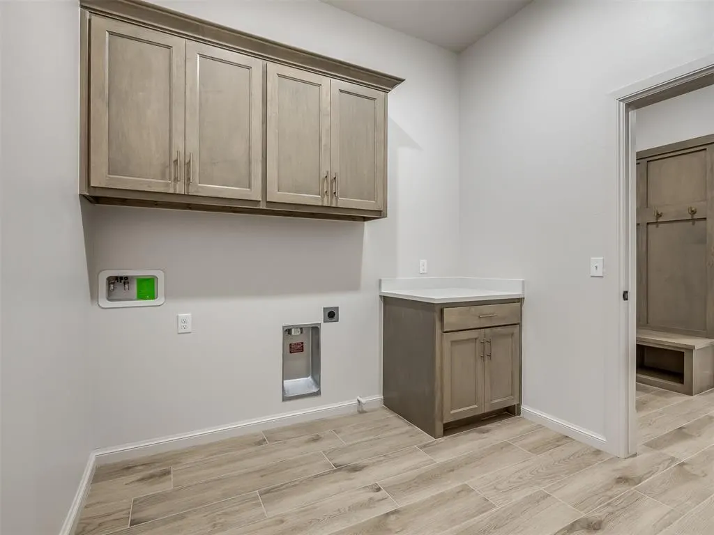 Photo 27 — 2114 W Cole Drive, Mustang, OK 73064