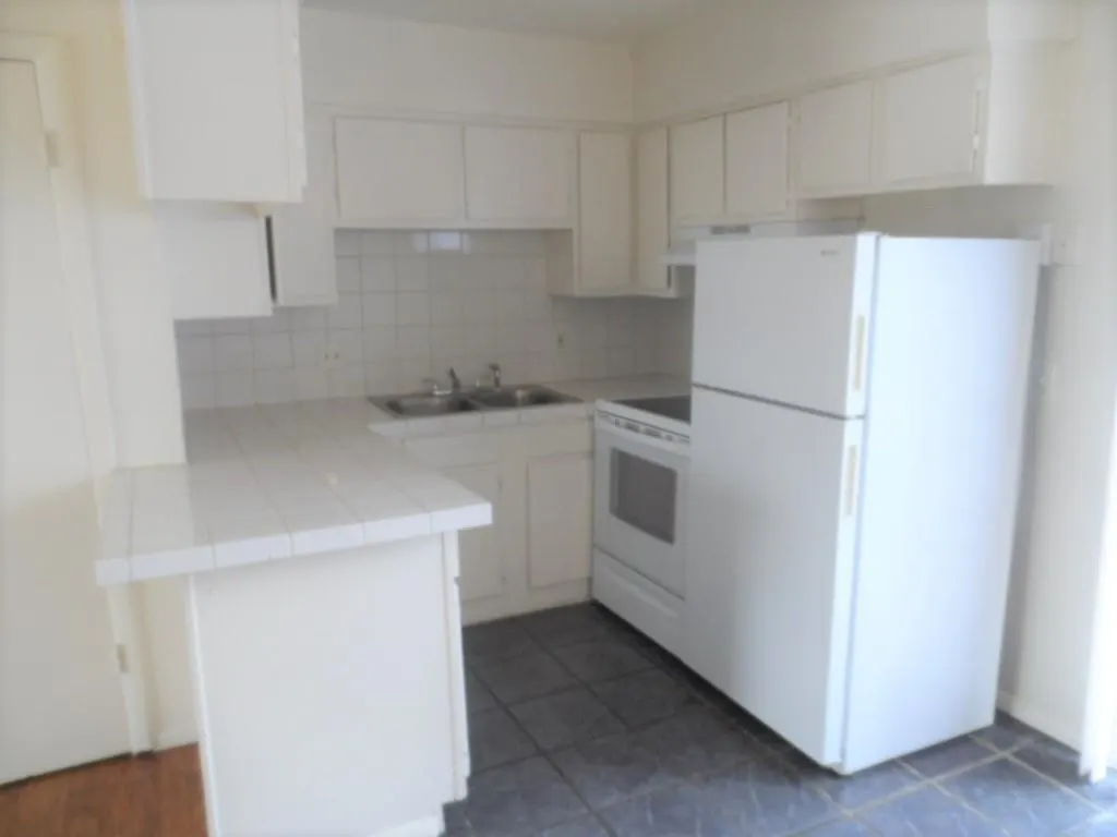 Photo 4 — 2504 N Hudson Avenue E, Oklahoma City, OK 73103