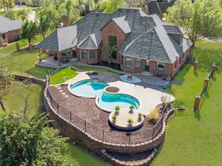 Sold home at 18632 Wolf Creek Drive