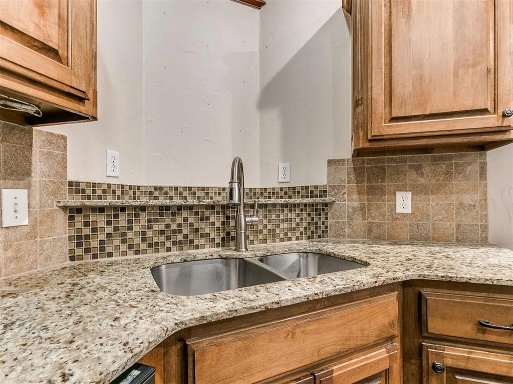 Photo 11 — 12409 Preakness Road, Oklahoma City, OK 73173