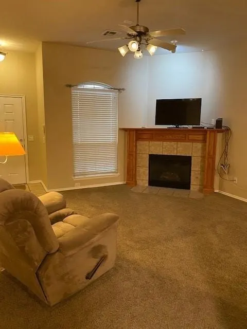 Photo 3 — 4217 Manhattan Drive, Moore, OK 73160