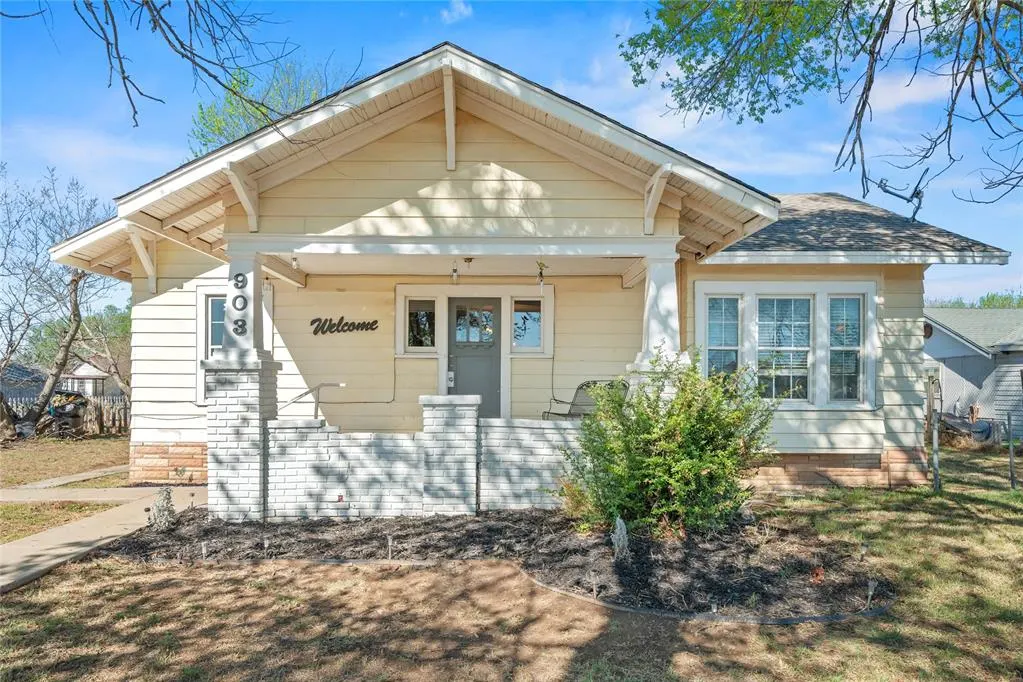 Front exterior — 903 N Prouty Avenue, Watonga, OK 73772