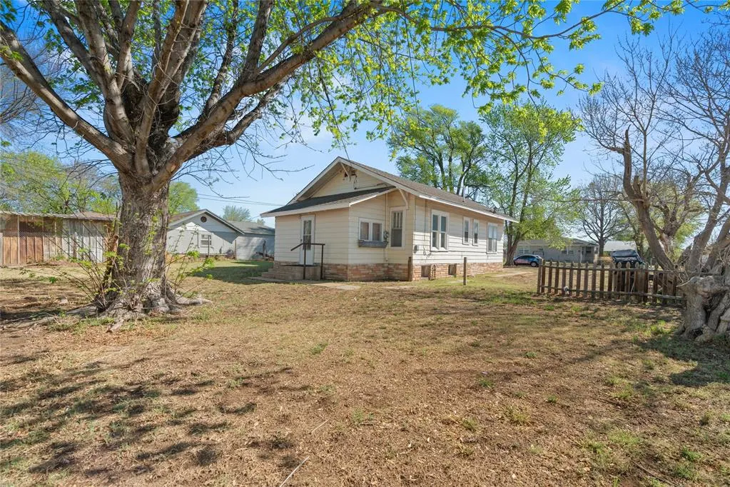 Photo 20 — 903 N Prouty Avenue, Watonga, OK 73772