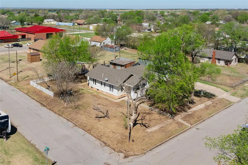 Photo 23 — 903 N Prouty Avenue, Watonga, OK 73772